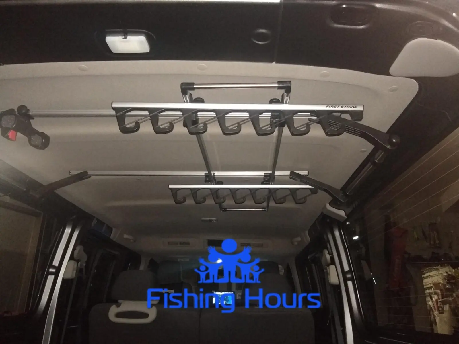 Nv350 Vx 釣り車カスタム記録 ロッドホルダーの取り付け Fishing Hours